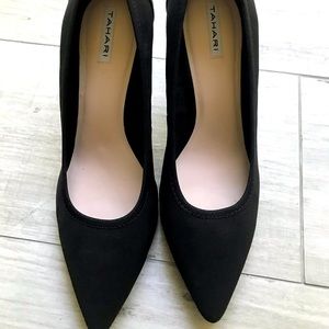 Black fabric with leather heel